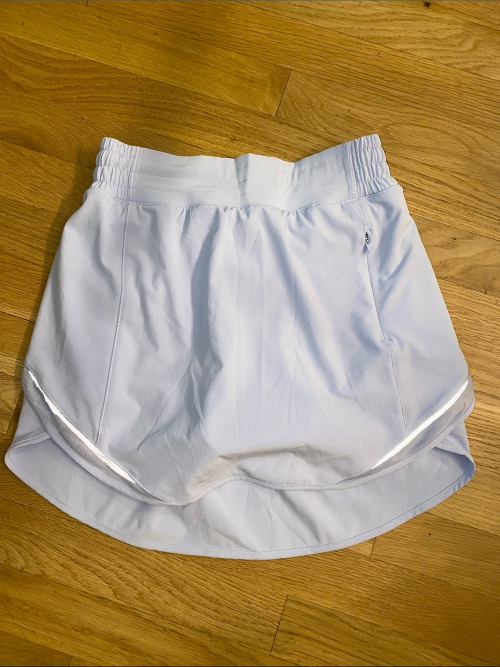 Lululemon size 4 Light periwinkle Women's Athletic Skort with reflective trim